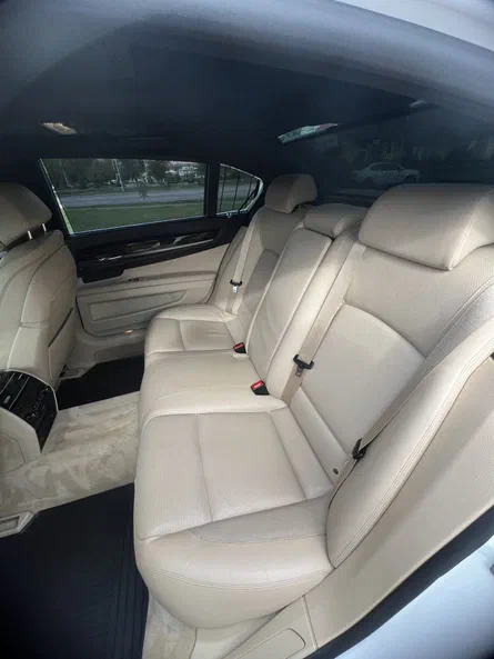BMW 7 серія 2013 - 11