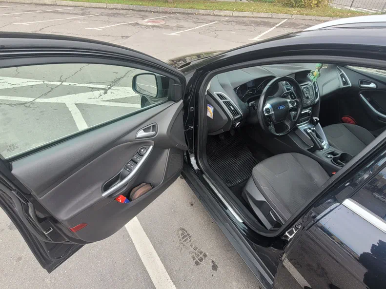 Ford Focus 2012 - 10