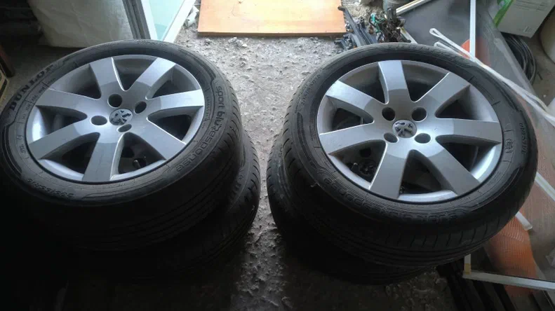 Peugeot 308 2010 - 21