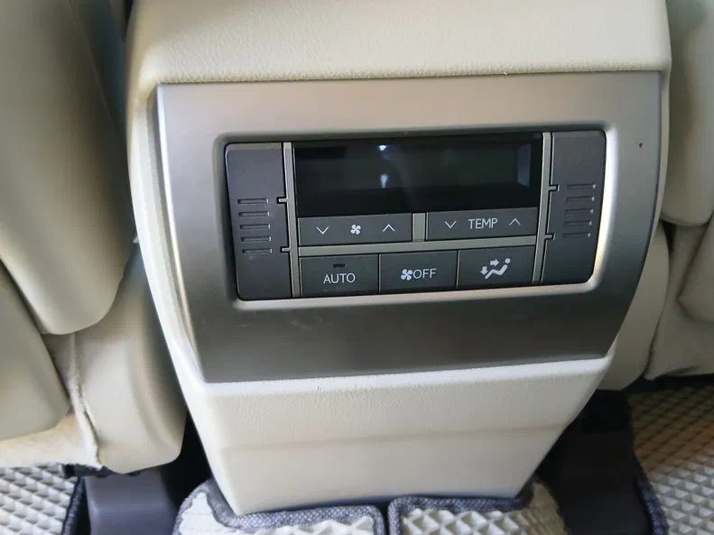 Lexus GX 2010