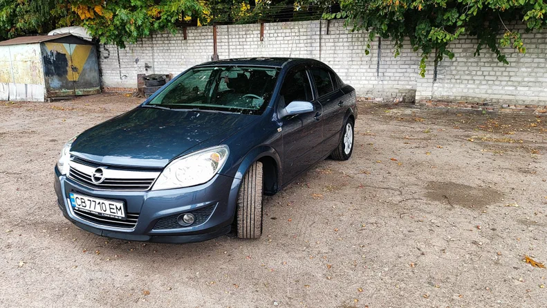 Opel Astra 2008 - 17