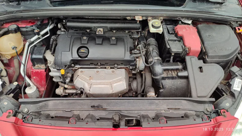 Peugeot 308 2008 - 15