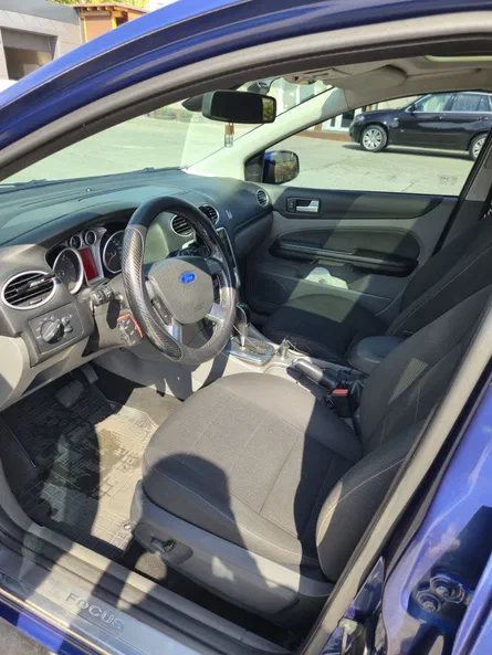 Ford Focus 2009 - 8