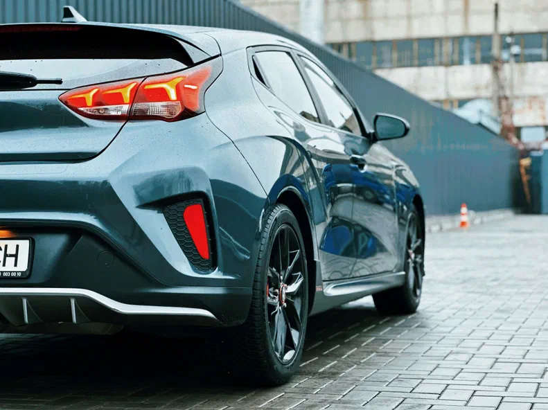 Hyundai Veloster 2019 - 18