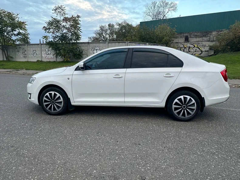 Skoda Rapid 2013
