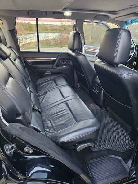 Mitsubishi Pajero 2007 - 13