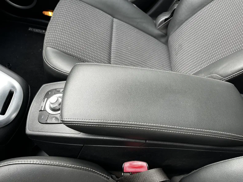 Renault Scenic 2011 - 12