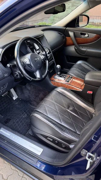 Infiniti QX70 2016 - 12