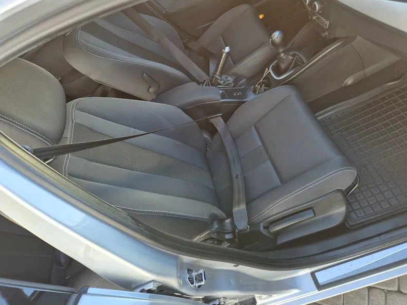 Renault Megane 2011 - 16