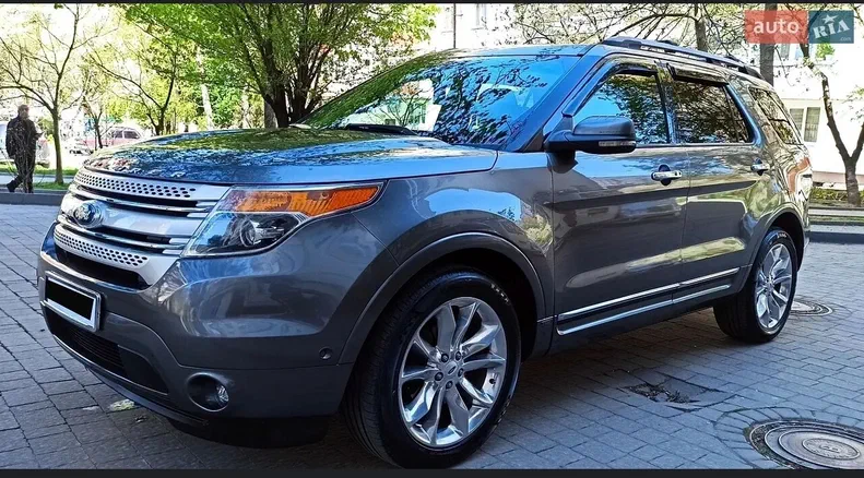 Ford Explorer 2011 - 0