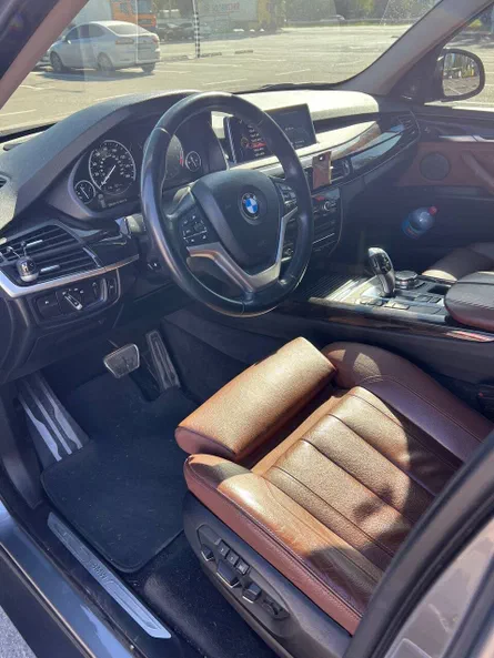 BMW X5 2015 - 12
