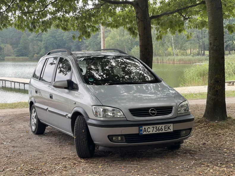 Opel Zafira 2002