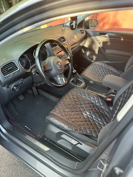 Volkswagen Golf 2011