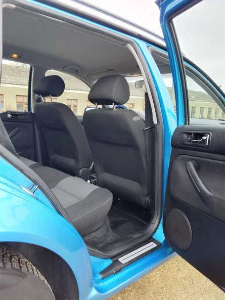 Volkswagen Golf 2003