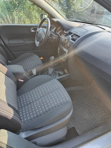 Renault Megane 2007 - 8