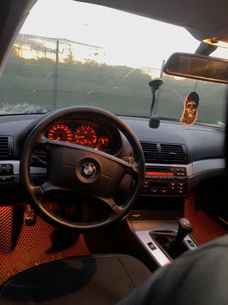 BMW 3 серии 2004