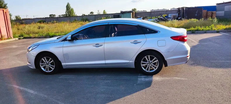 Hyundai Sonata 2015 - 21