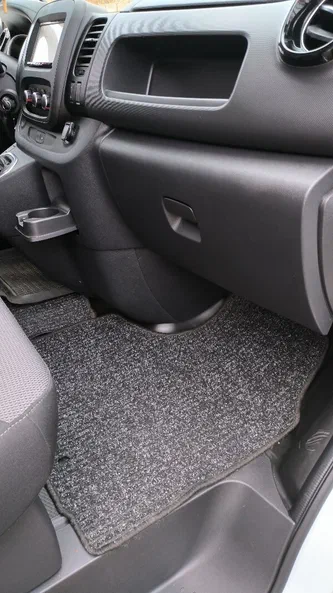 Nissan NV300 2019 - 14