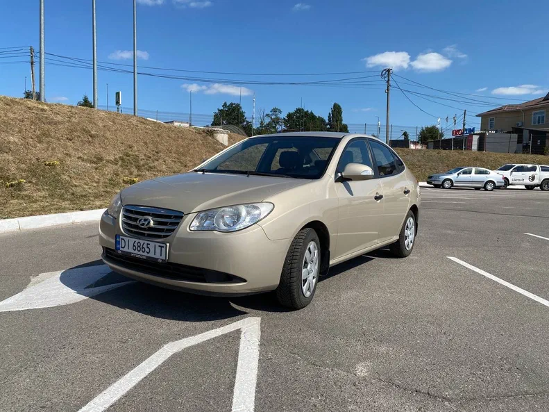 Hyundai Elantra 2010