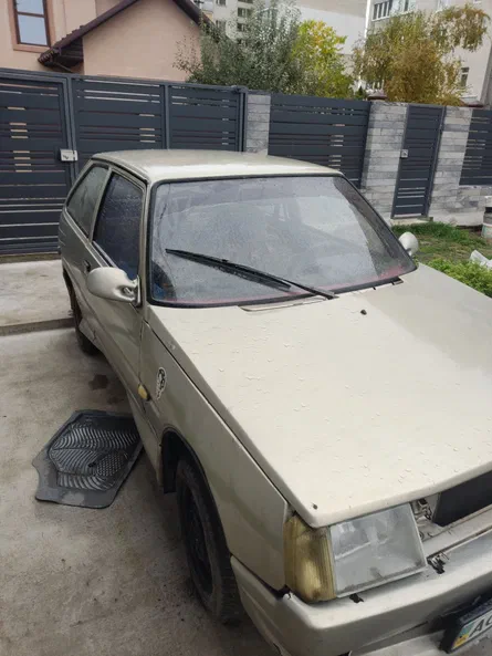 ЗАЗ 1102 «Таврия» 1990