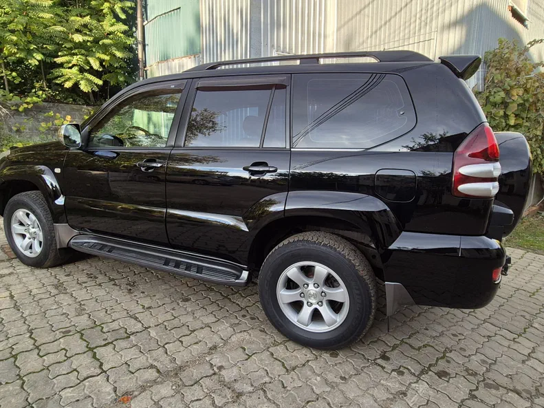 Toyota Land Cruiser Prado 2005