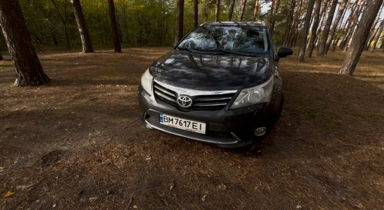 Toyota Avensis 2012