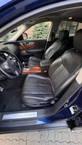 Infiniti QX70 2016 - 10