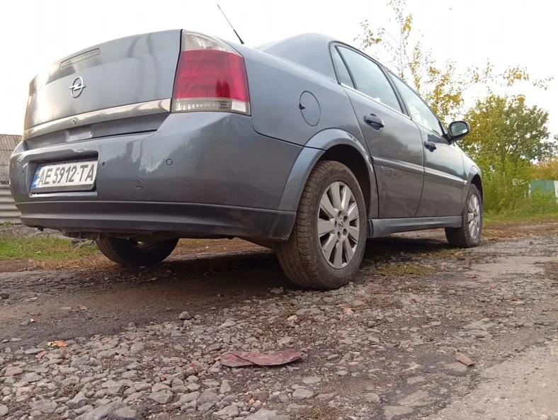 Opel Vectra 2004 - 6