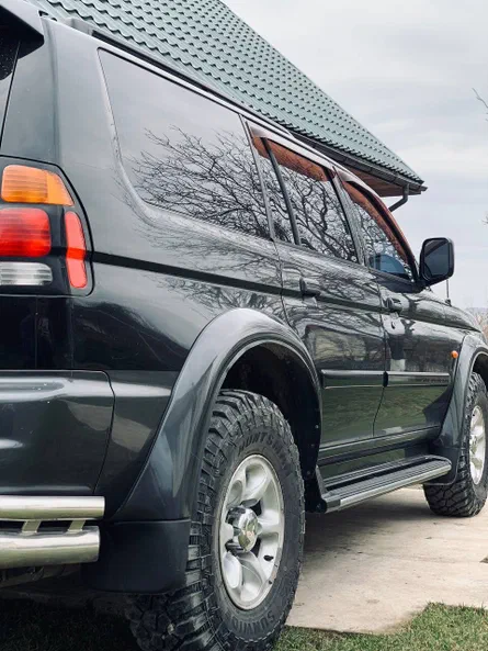 Mitsubishi Pajero 2003 - 8