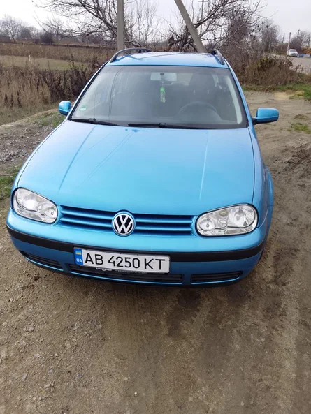 Volkswagen Golf 2003