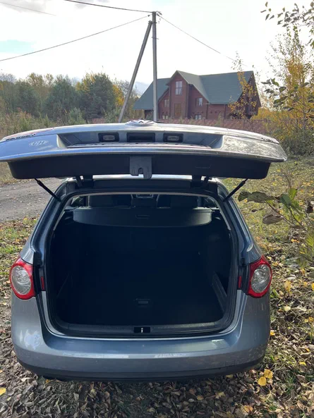 Volkswagen Passat 2009 - 5