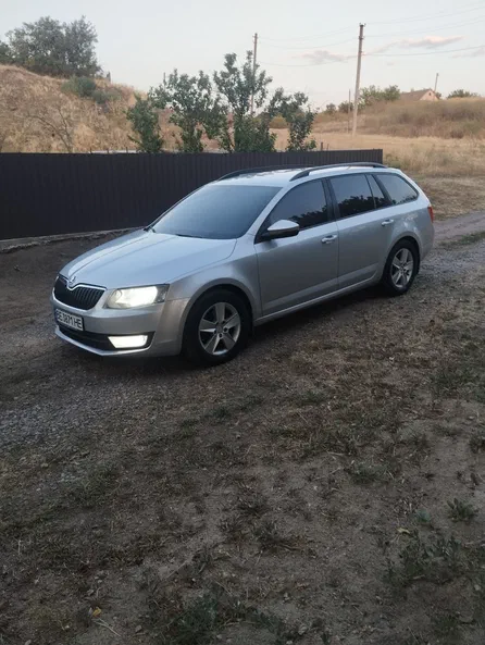 Skoda Octavia 2013 - 8