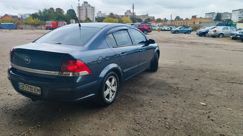 Opel Astra 2008 - 15