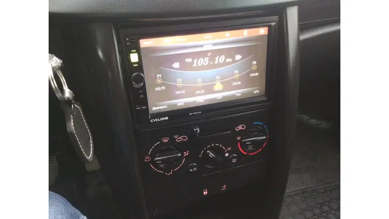 Peugeot 207 2008 - 26