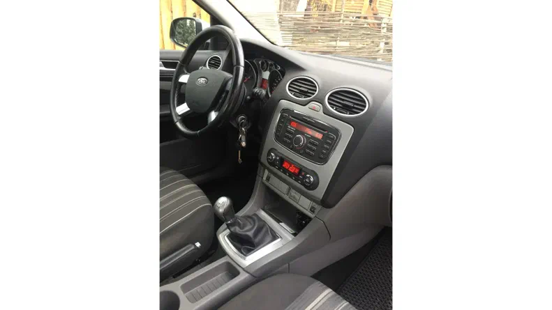 Ford Focus 2011 - 15