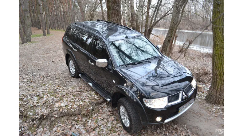 Mitsubishi Pajero Sport 2010 - 28