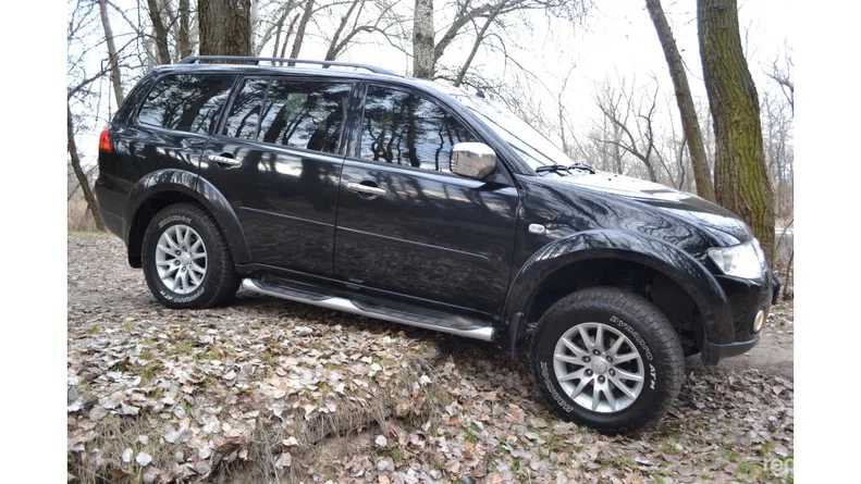 Mitsubishi Pajero Sport 2010 - 27