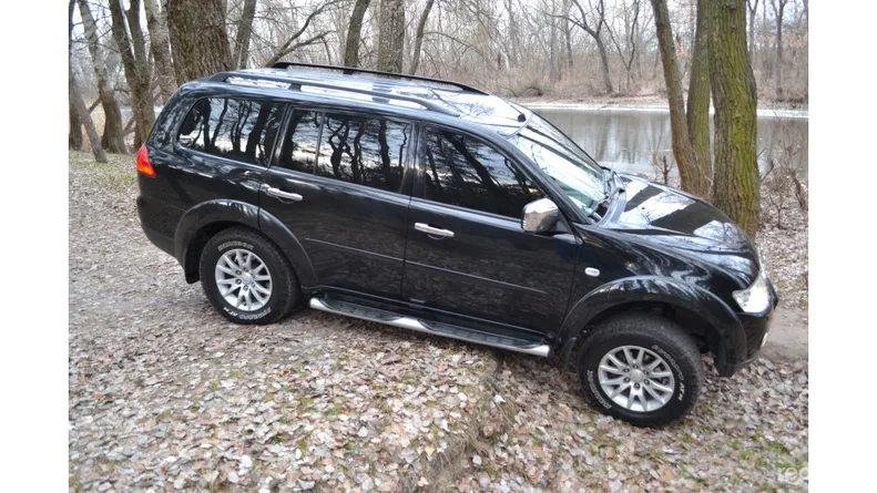 Mitsubishi Pajero Sport 2010 - 29