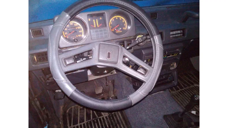 Mitsubishi Pajero 1983 - 6