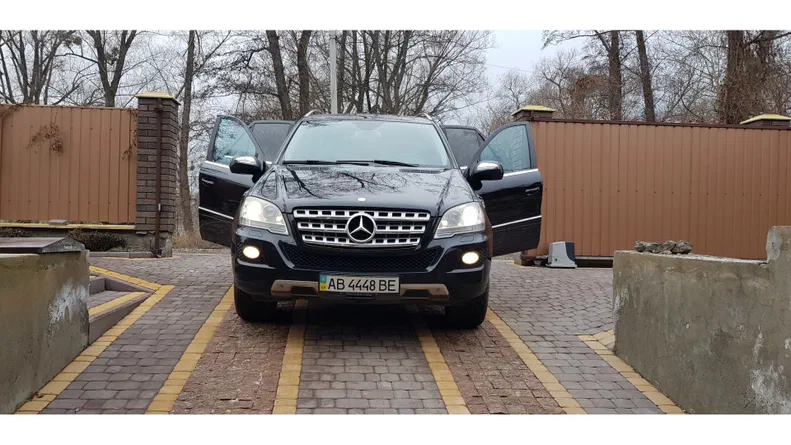 Mercedes-Benz M-Клас 2009 - 13