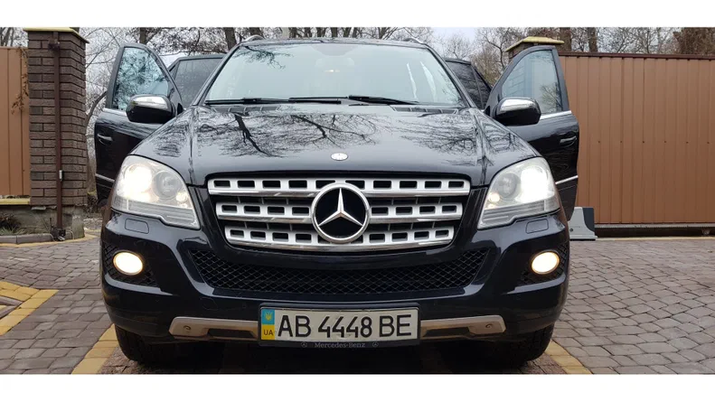 Mercedes-Benz M-Класс 2009