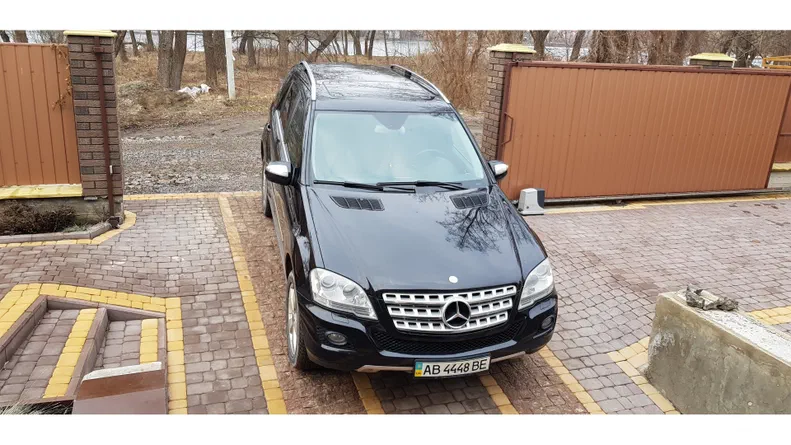 Mercedes-Benz M-Клас 2009 - 11