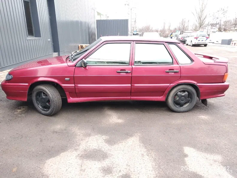 Lada (ВАЗ) 2111 2002