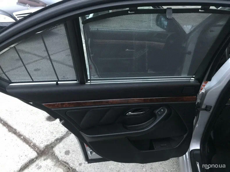 BMW 5 серія 1999 - 8