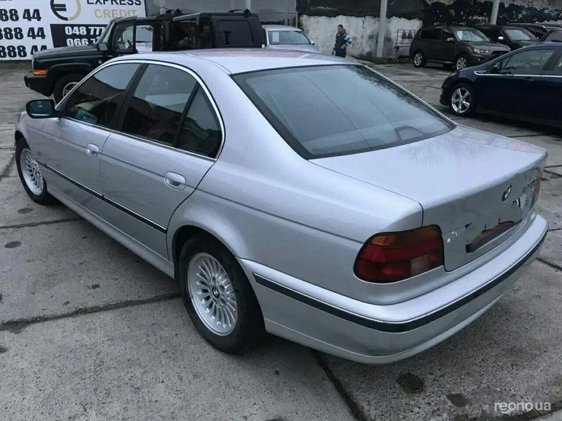 BMW 5 серія 1999 - 7