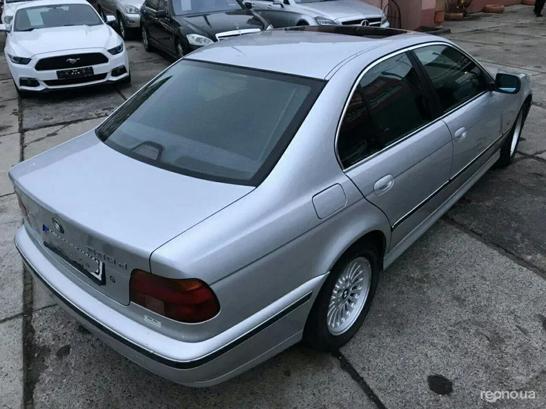 BMW 5 серія 1999 - 6