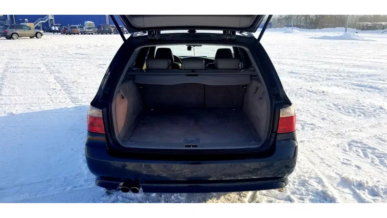 BMW 5 серія 2004 - 8