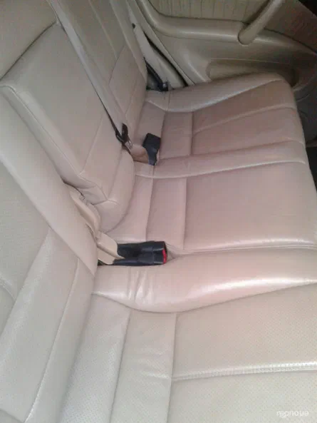 Mercedes-Benz M-Клас 2000 - 8