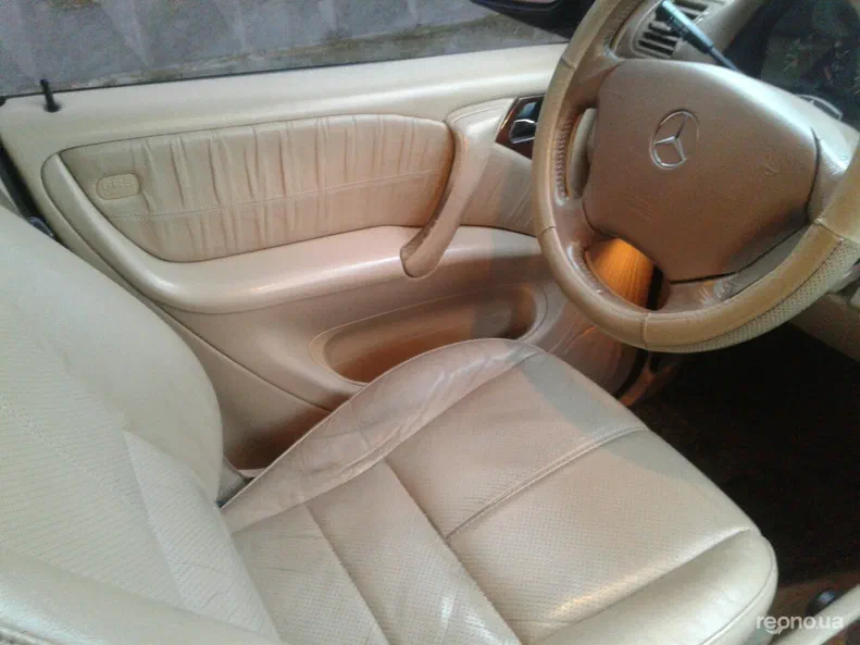 Mercedes-Benz M-Клас 2000 - 5