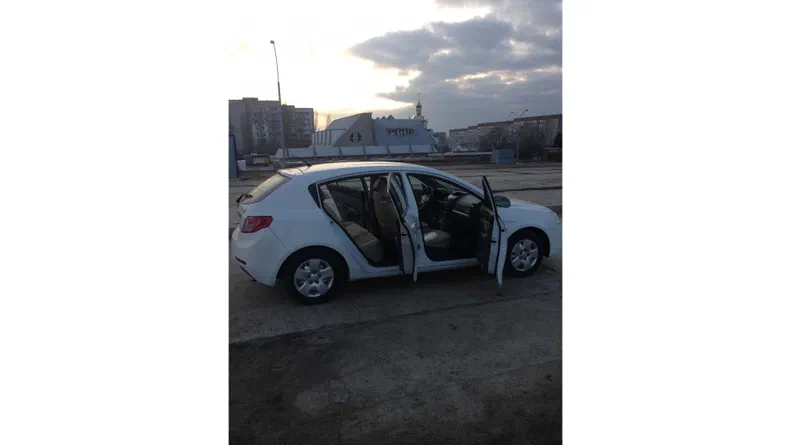 Geely Emgrand EC7 2013
